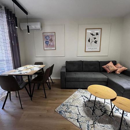 Charming Comfort Apartment Тирана Екстериор снимка