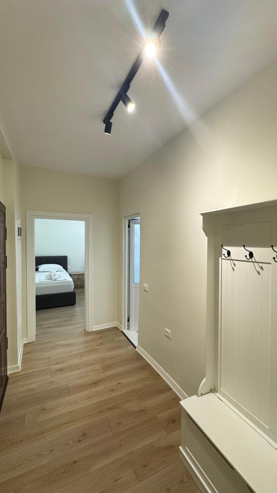 Charming Comfort Apartment Тирана Екстериор снимка