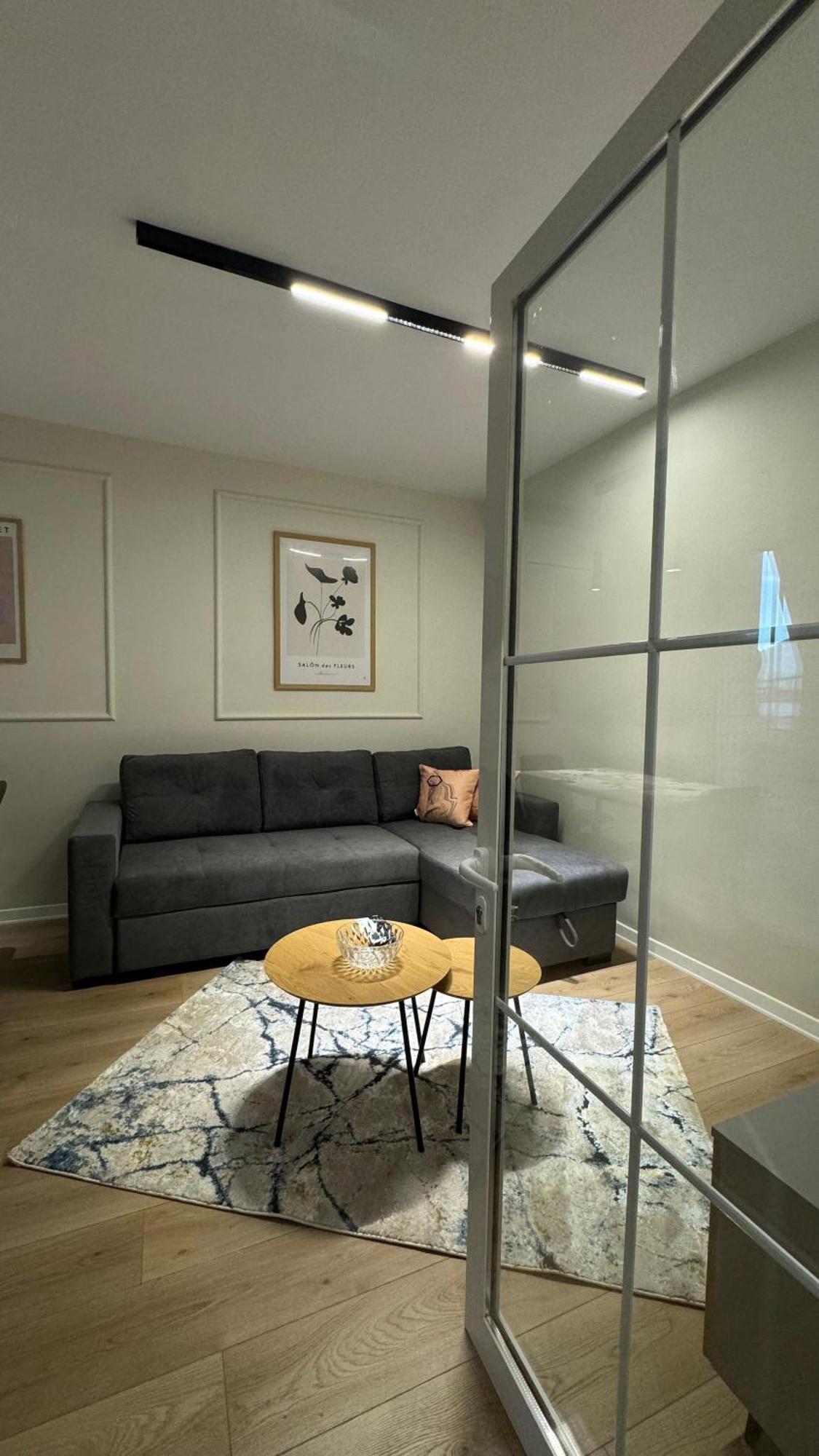 Charming Comfort Apartment Тирана Екстериор снимка