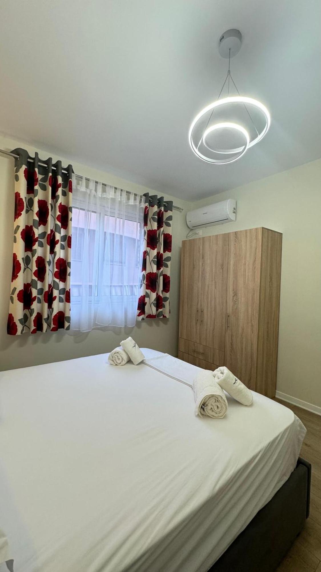 Charming Comfort Apartment Тирана Екстериор снимка