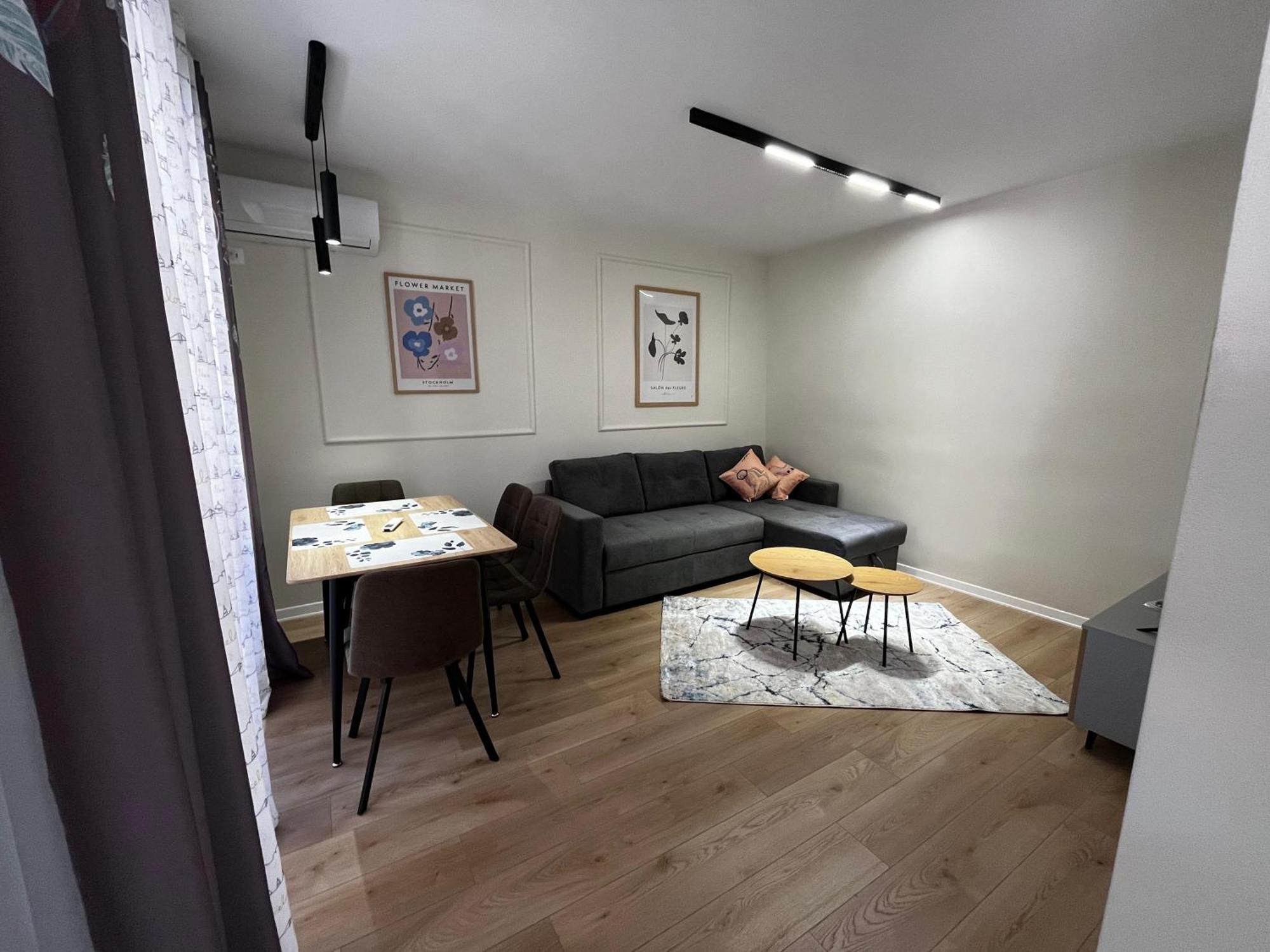 Charming Comfort Apartment Тирана Екстериор снимка